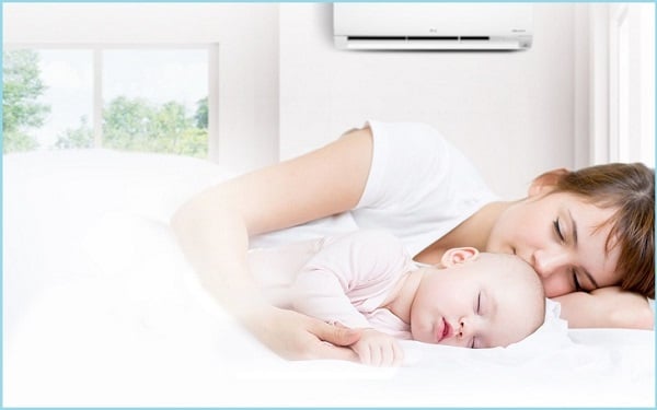 Điều hòa hay quạt phun sương: Đâu mới là thiết bị tốt cho trẻ nhỏ?
