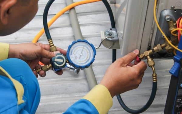 Môi chất lạnh hoạt động theo chu trình khép kín nên không thể tự mất đi