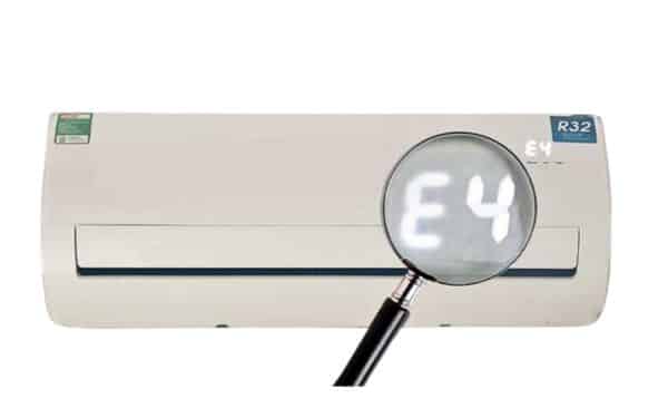 Điều hòa Aqua hiển thị lỗi ở góc trên cùng của dàn lạnh