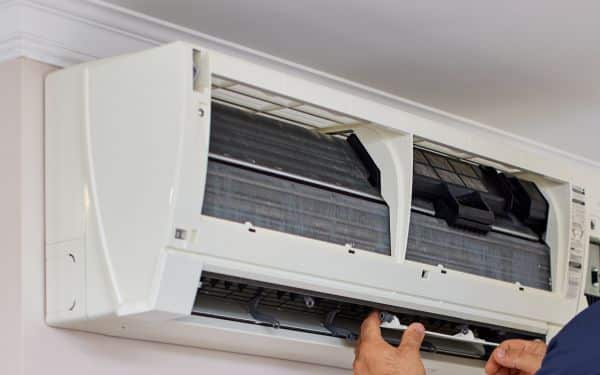 Dàn lạnh điều hòa sau khi được vệ sinh sạch sẽ